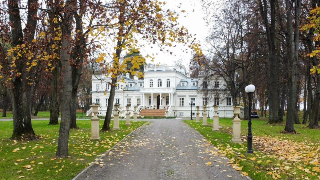Palac Chojnata Wola Chojnata Bagian luar foto