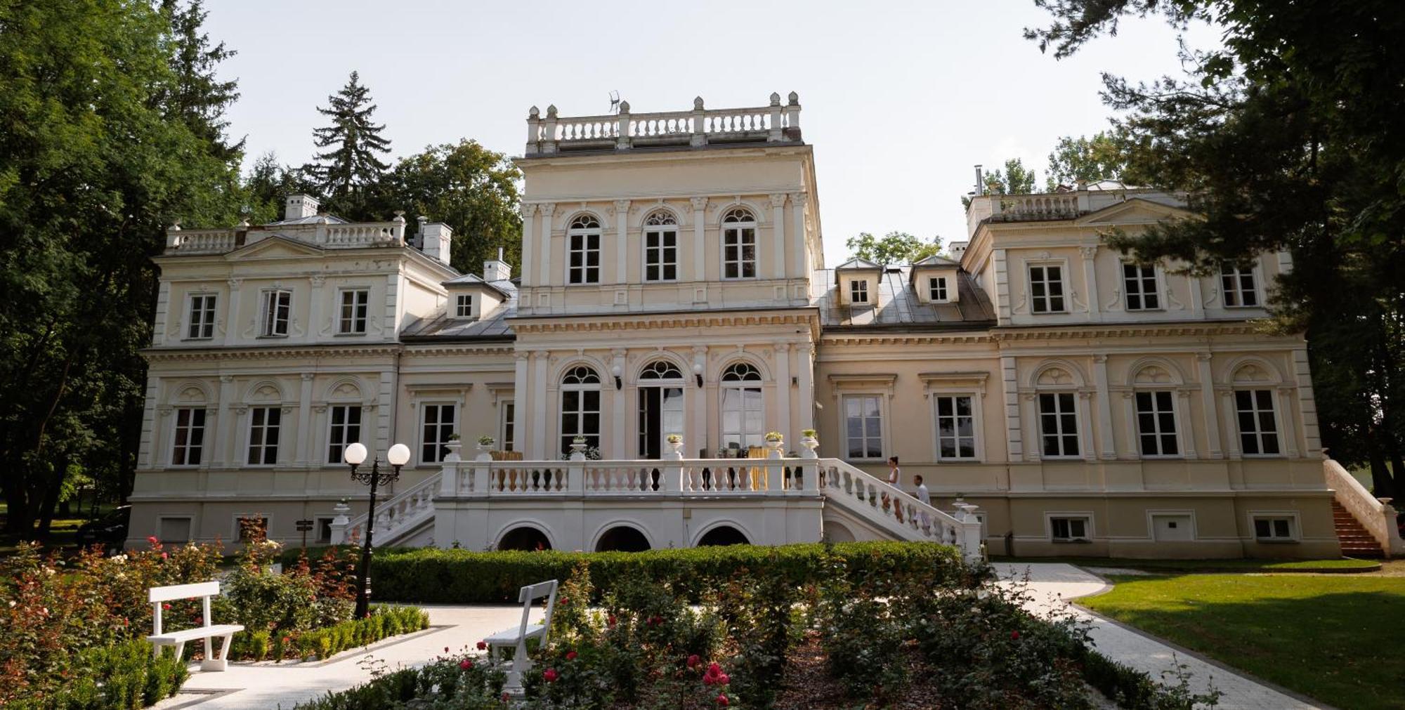 Palac Chojnata Wola Chojnata Bagian luar foto